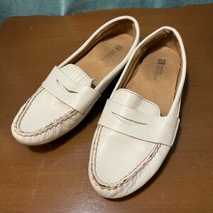 White Mountain Moccasins
